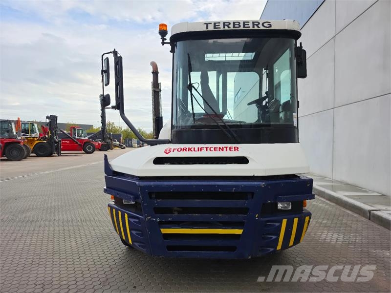 Terberg RT283 4x4 Tracteur de manœuvre
