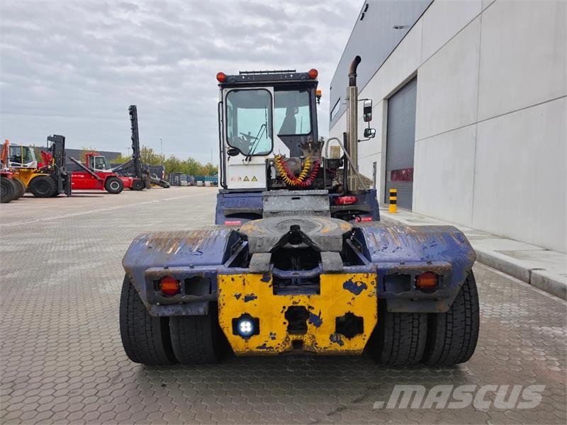 Terberg RT283 4x4 Tracteur de manœuvre