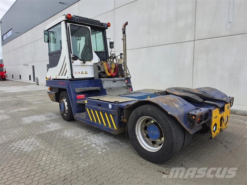 Terberg RT283 4x4 Tracteur de manœuvre