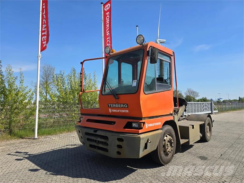 Terberg YT182 Terminálový tahač