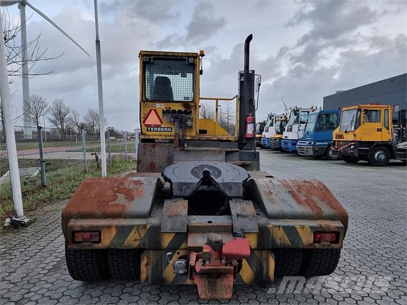 Terberg YT220 Terminalni tegljači