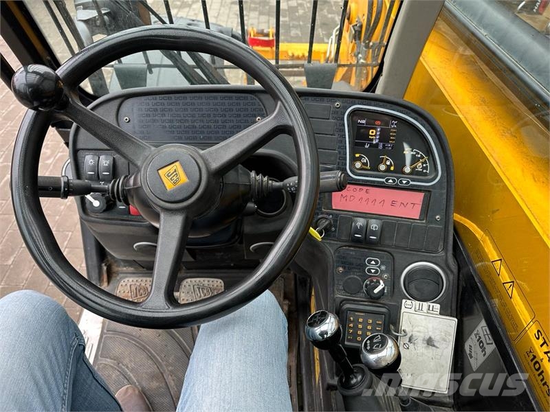 JCB 535-95 Verreikers