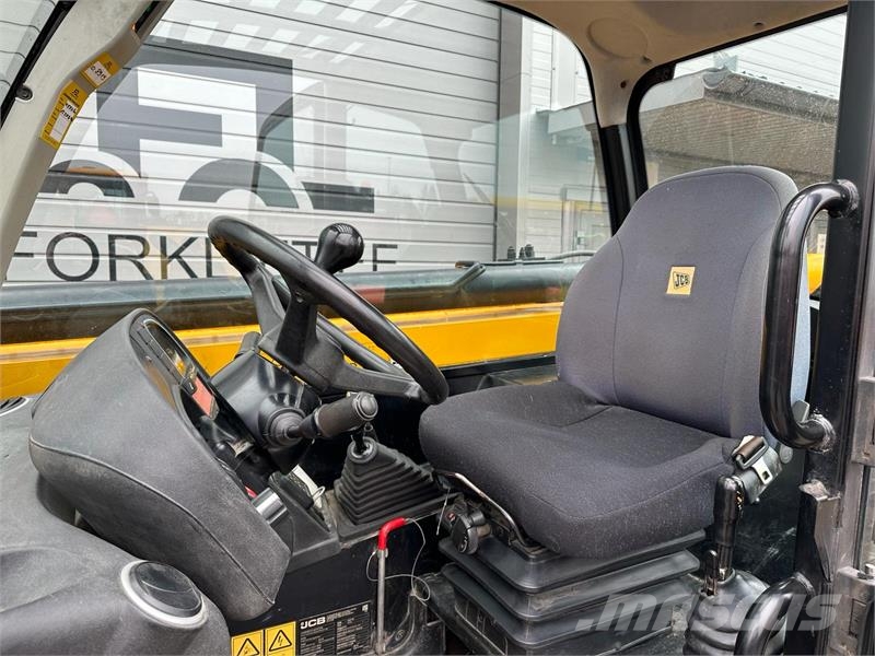 JCB 535-95 Verreikers