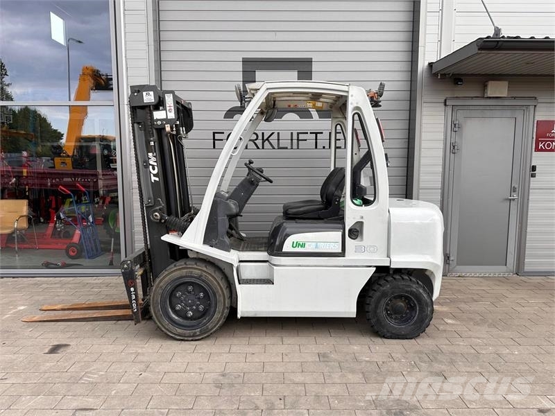 UniCarriers YG1D2A30Q Dīzeļa autoiekrāvēji