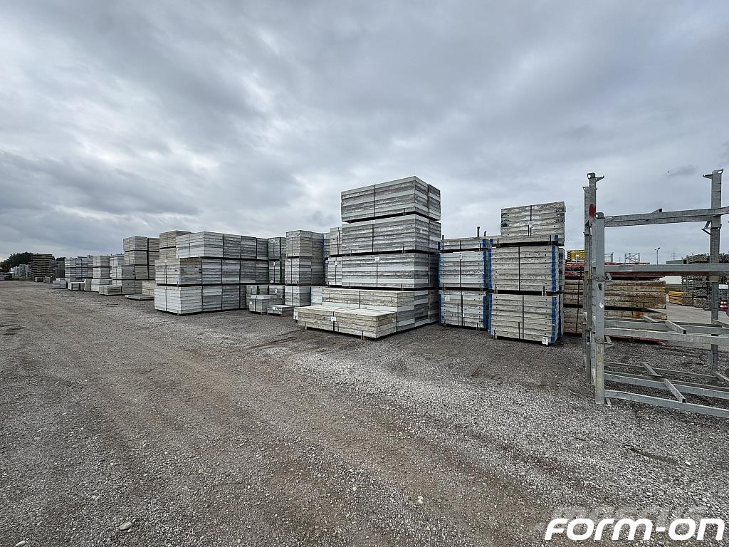 Doka Alu-Framax Xlife 200 m² | Einfach zusammenste Formwork