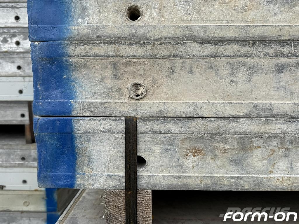 Doka Alu-Framax Xlife 200 m² | Einfach zusammenste Formwork