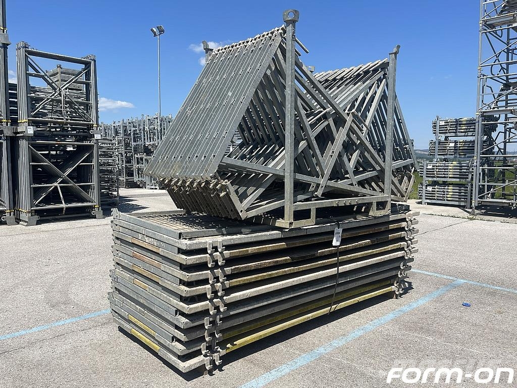 Doka Bühnenkonsole M – Gesamtpaket mit Bühnenbeläg Schalung