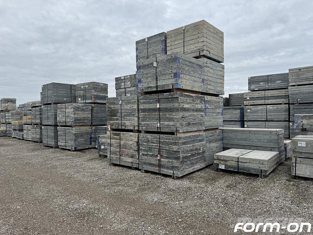  Doka Framax Xlife Wandschalung 1,35 m – Schalungse قالب مؤقت