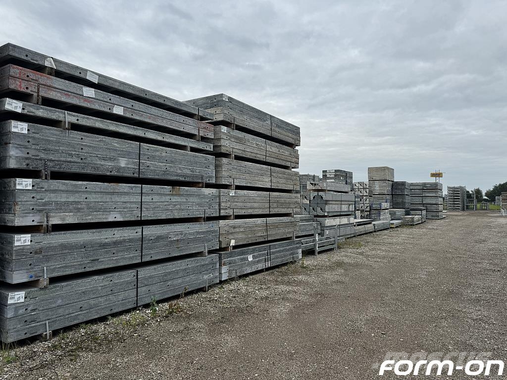  Doka Framax Xlife Wandschalung 3,30 m – Schalungse قالب مؤقت