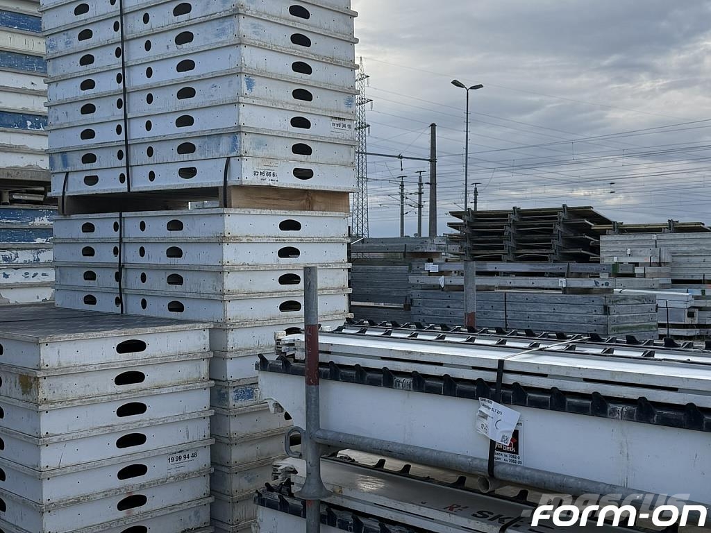 Peri SKYDECK Deckenschalung – Komplettpaket mit Paneele Encofrados