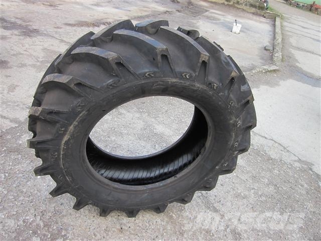 Dunlop 14,9x28 Pneumatiky, kolesá a ráfiky