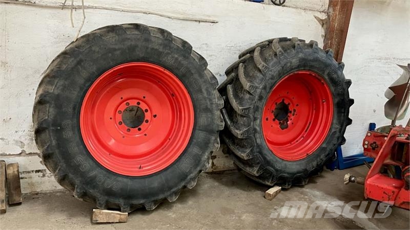 Hardi Commander 3200/4200-HAZ 24 Meter الرشاشات