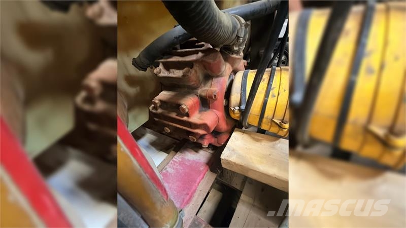 Hardi LZY 800 الرشاشات
