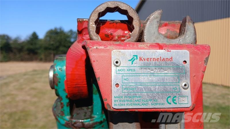Kverneland EG-100-240-5 Furet vendeplov Dvojstranné pluhy