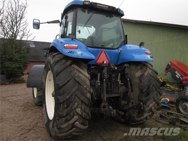 New Holland 8040 Příslušenství a náhradní díly ke kombajnům