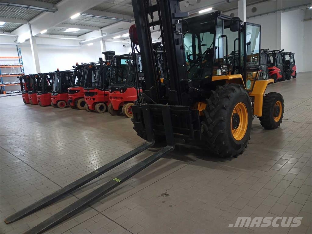 JCB GELAENDESTAPLER 940 Wózki widłowe terenowe