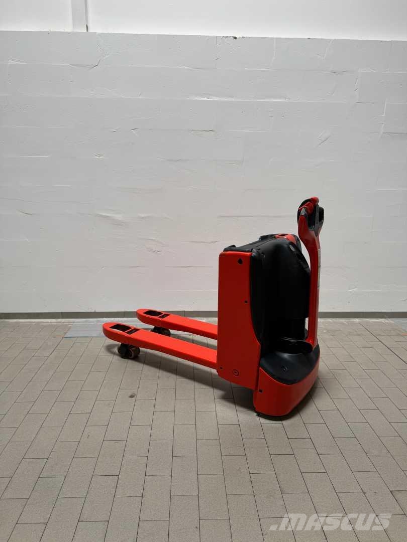 Linde T16 Gerbeur accompagnant