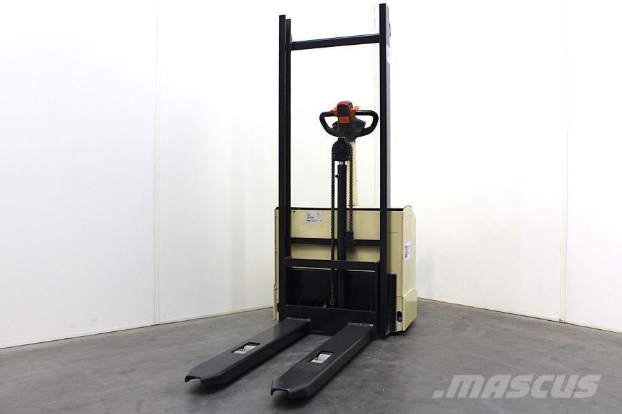 Genkinger-Hubtex EGV 10/16 Pedestrian stackers