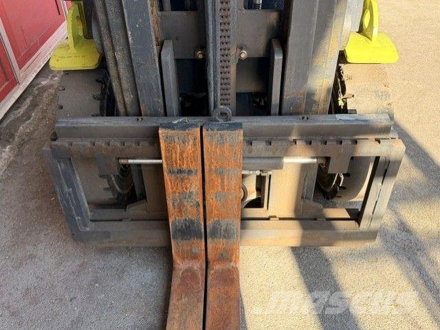 Clark C15L شاحنات LPG