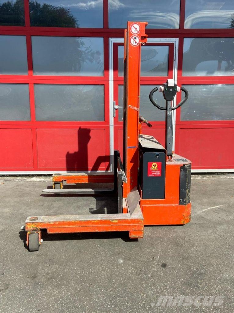 Genkinger EGPL 14/16WR Transpaleta manuala