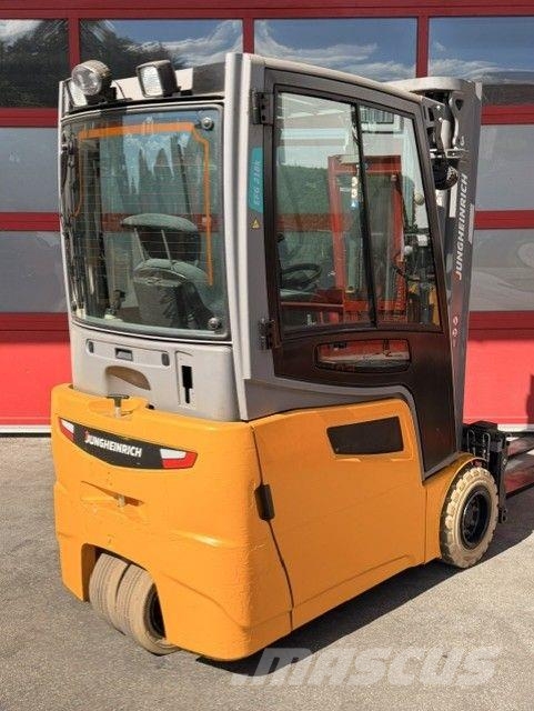 Jungheinrich EFG218k Električni viličarji