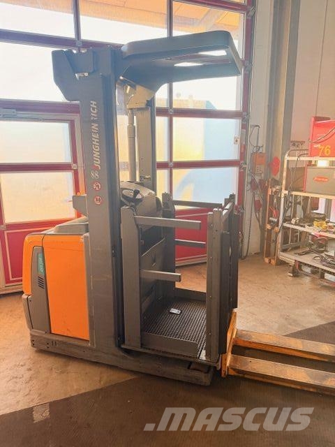 Jungheinrich EKS110 Préparateur de commande moyenne levée