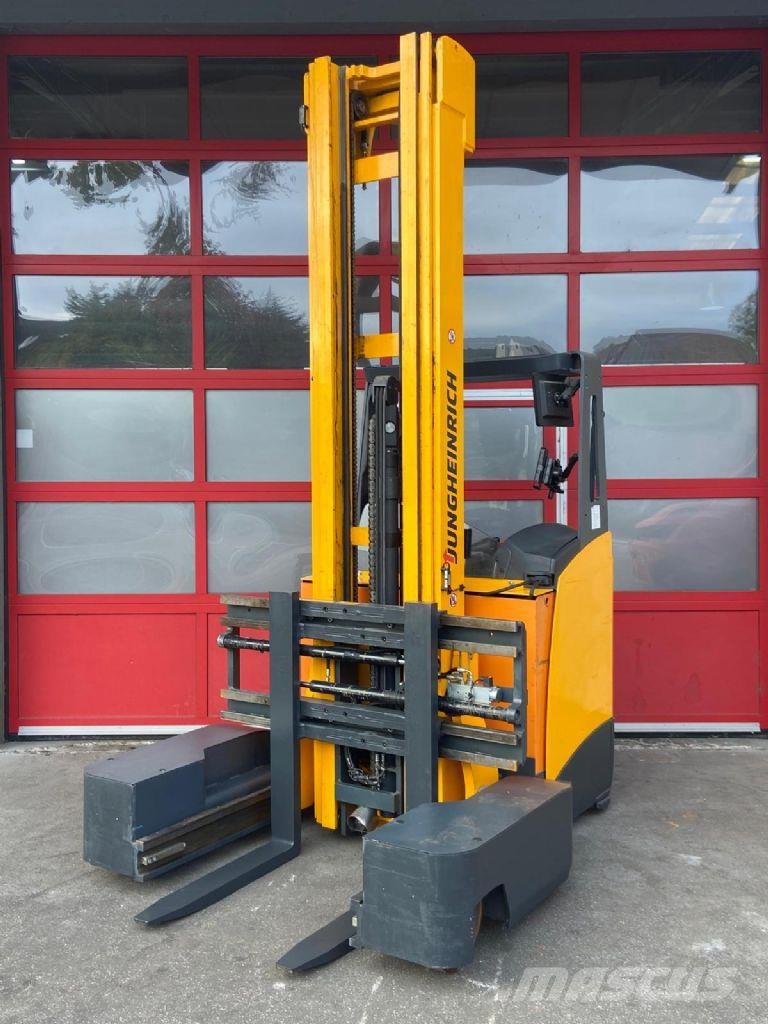 Jungheinrich ETV Q25 Chariot multidirectionnel