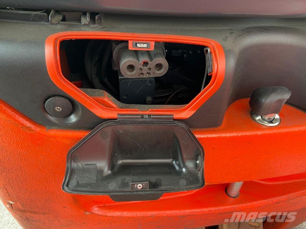 Linde E14-02 Akumulátorové vozíky