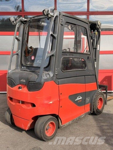 Linde E30H-01/600 شاحنات ذات رافعات شوكية تعمل بالكهرباء