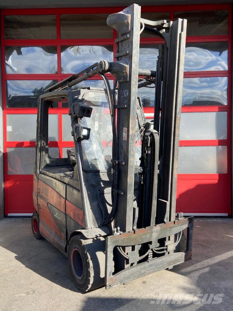 Linde E35HL-01 Akumulátorové vozíky