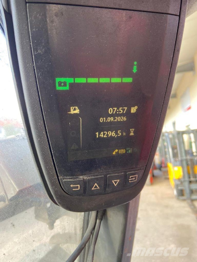 Linde E35HL-01 Akumulátorové vozíky