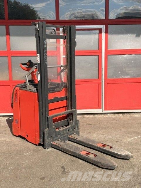 Linde L12AP Meeloop stapelaar