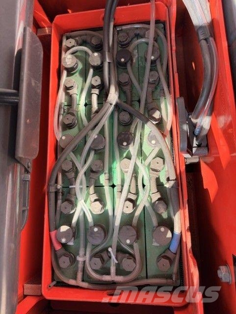 Linde L12AP Meeloop stapelaar