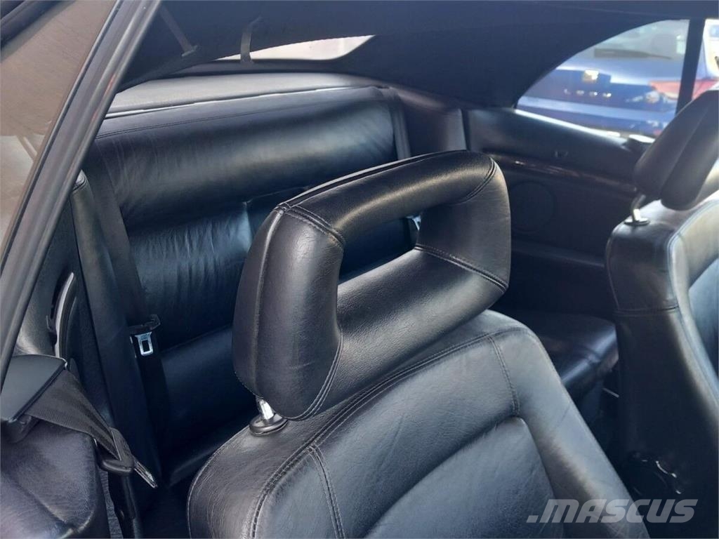 Audi 6 CABRIO 80 2 Voiture