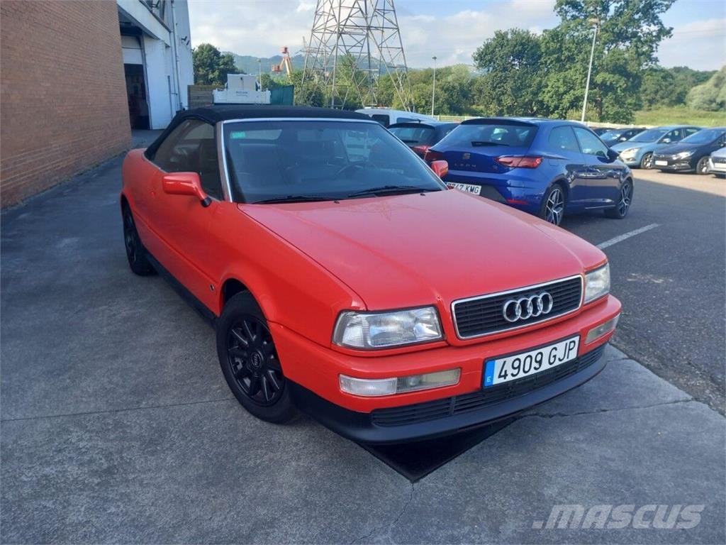 Audi 6 CABRIO 80 2 Voiture