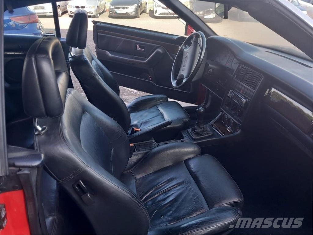 Audi 6 CABRIO 80 2 Voiture