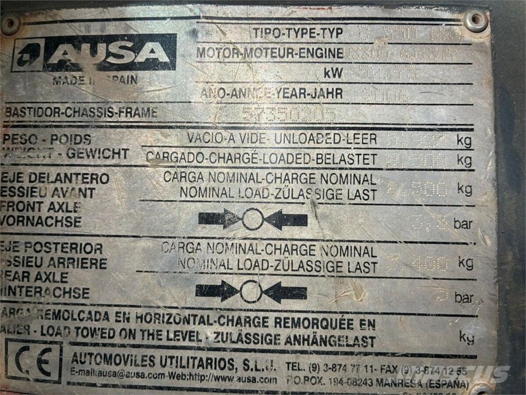Ausa C350HX4 Maastotrukit