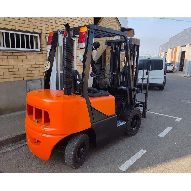 Doosan D25G Plinski viličarji