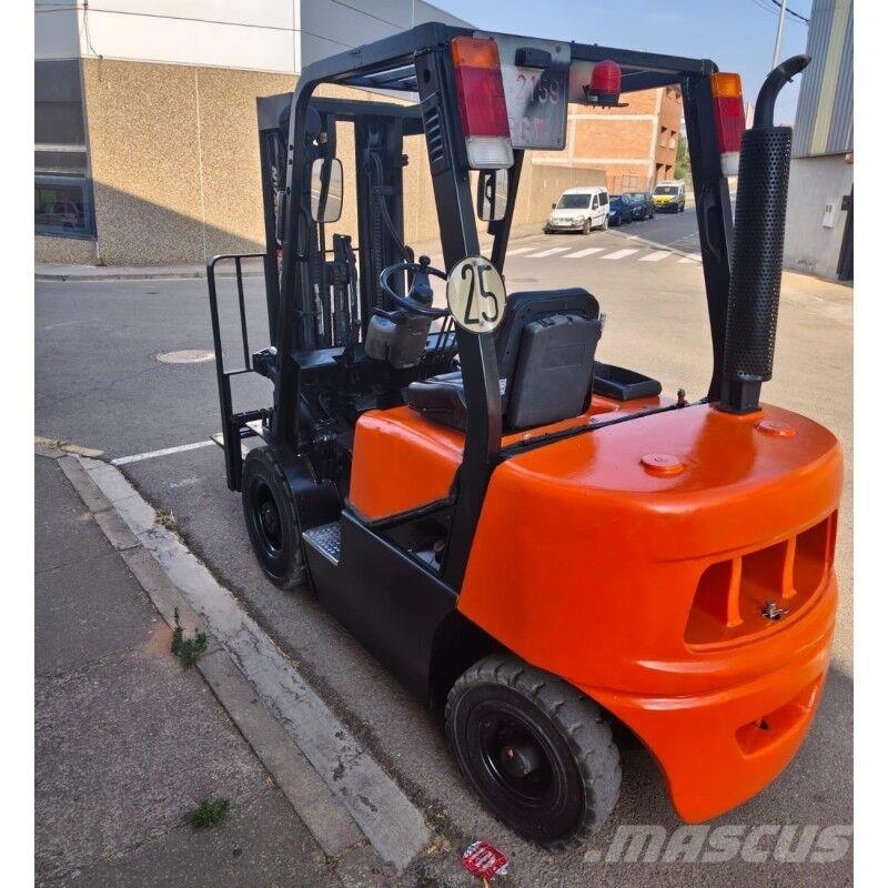 Doosan D25G Plinski viličarji