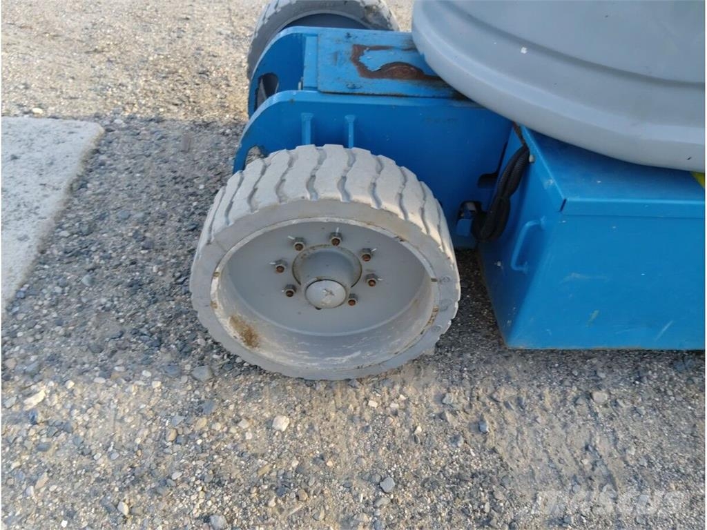 Genie Z-30/20N Leddede bomlifter