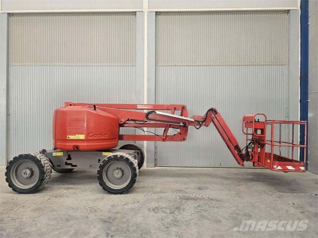 Genie Z-45/25 J 관절형 전동이동 리프트