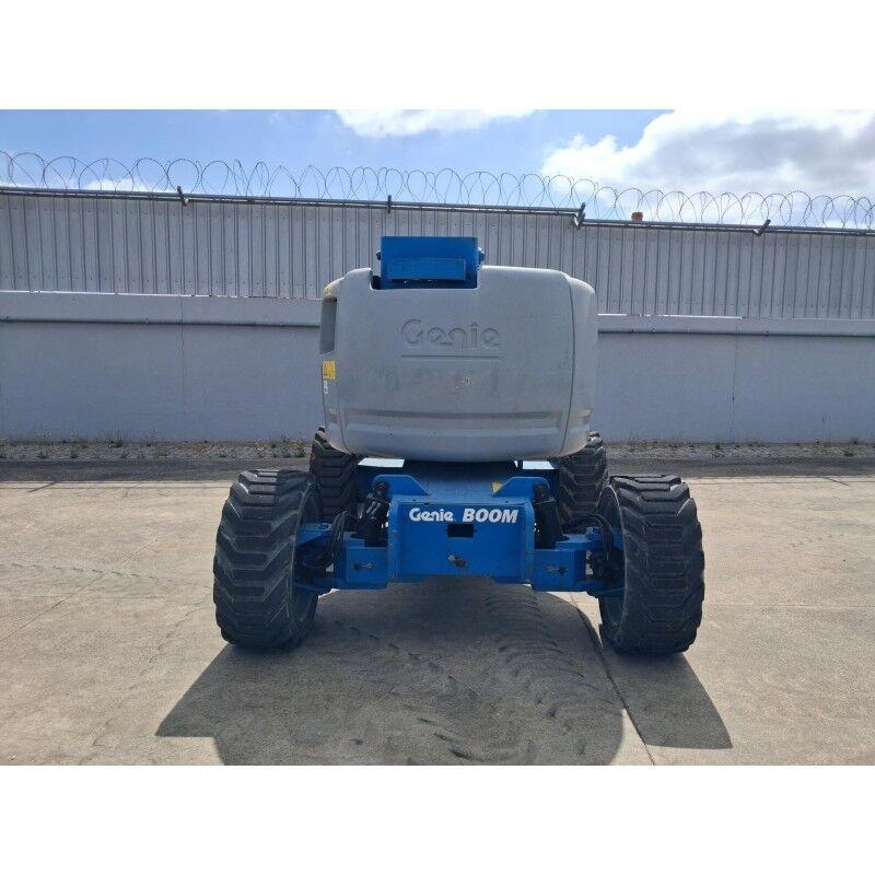 Genie Z-45/25 RT رافعات سلة مفصلية