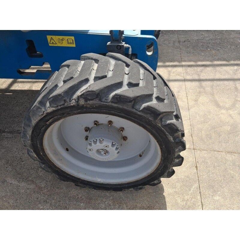 Genie Z-45/25 RT رافعات سلة مفصلية