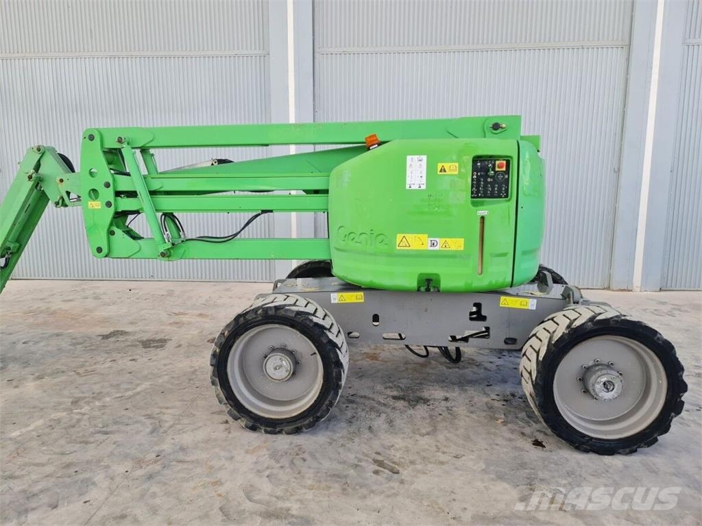 Genie Z45/25J Iseliikuvad poomtõstukid