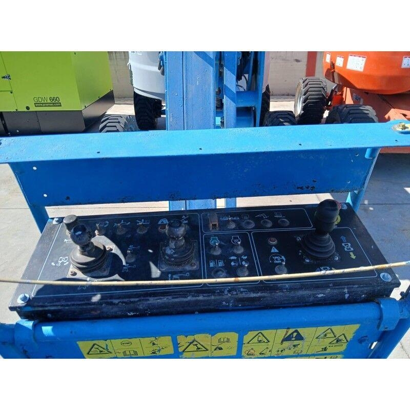 Genie Z45/25J Колінчаті підйомники