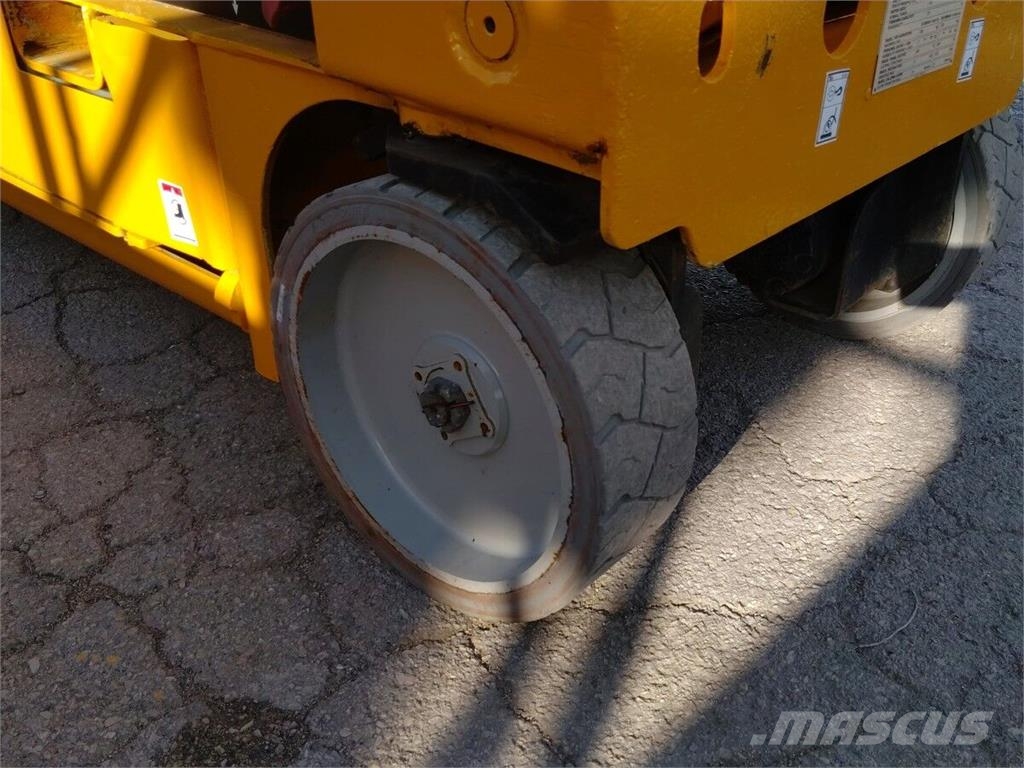 Haulotte COMPACT 8 Käärtõstukid
