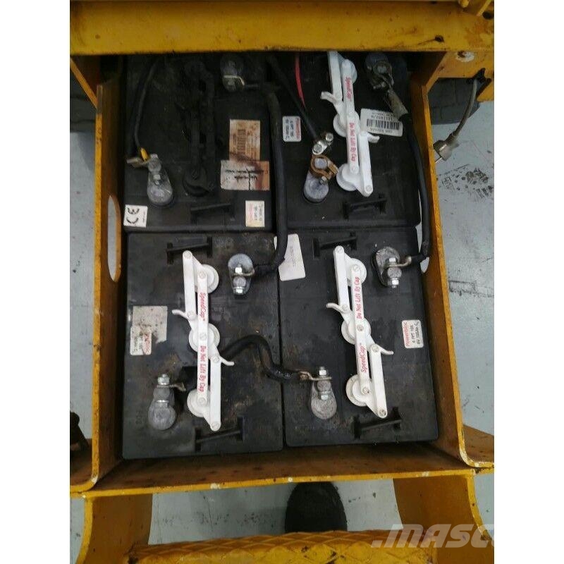 Haulotte COMPACT 8 Elevadores de tesoura