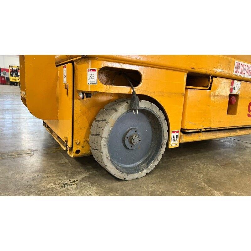 Haulotte COMPACT 12 Ollós emelők