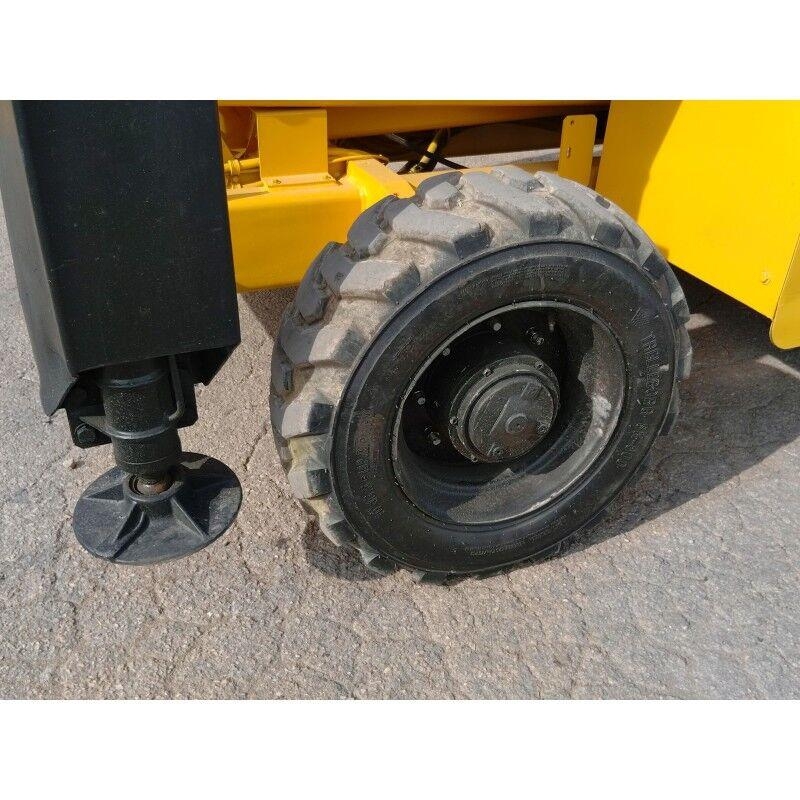 Haulotte H12SX Ножничные подъемники
