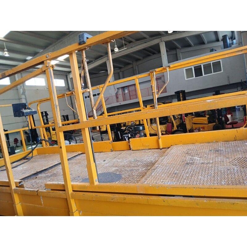 Haulotte H12SX Piattaforme a pantografo